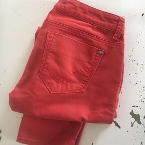 UNIONBAY Red Capri Pants Size 5